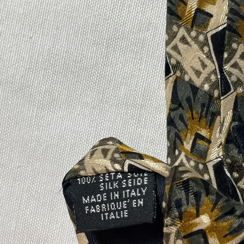 Canali 100% Silk tie made in Italy